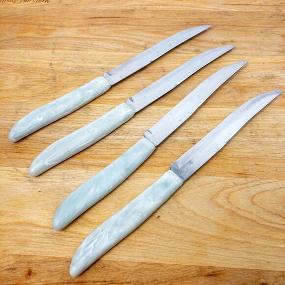 1950’s Quikut “Hollow Ground” Steak Knives - Pearl Tenite Handles - Picture 4 of 5